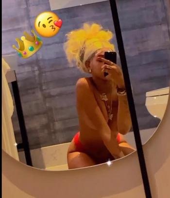 Henness, 21  female escort, Albuquerque