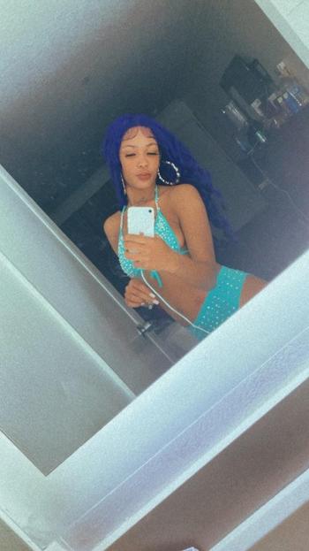 Attractive , 22  female escort, Albuquerque