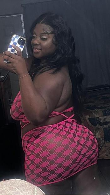 Leah, 25  female escort, Albuquerque